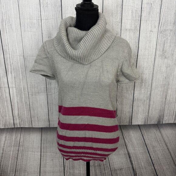 BCBG Maxazria Women's Medium Gray and Pink Turtleneck Short Sleeve Sweater 90's - Picture 1 of 6